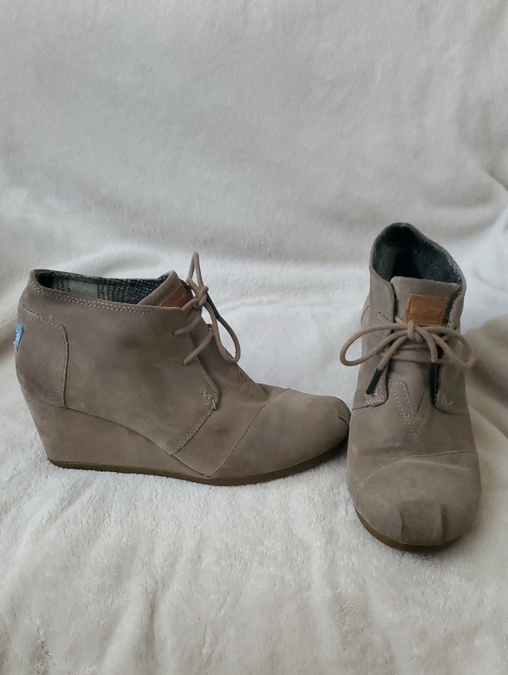 TOMS Women's Taupe Suede Wedge Ankle Boots